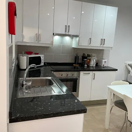Lovely Ground Floor Lejlighed Nerja