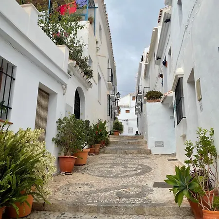 Lovely Ground Floor Lejlighed Nerja