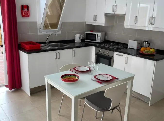 Lovely Ground Floor Lejlighed *