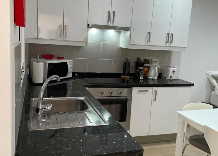 Lovely Ground Floor Lejlighed Nerja